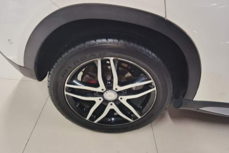 Used Mercedes-Benz GLA 2016 GLA 220 4MATIC Fashion Edition Right Rear Wheel Hub