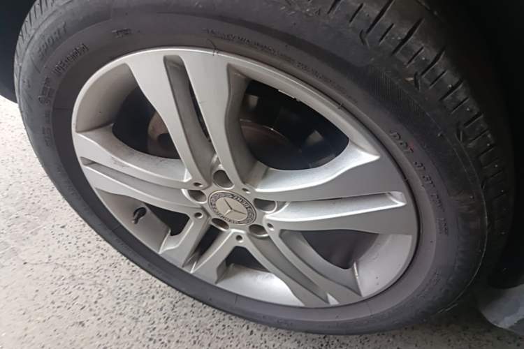 Used Mercedes-Benz GLA 2016 GLA 200 Sport Edition Right Rear Wheel Hub