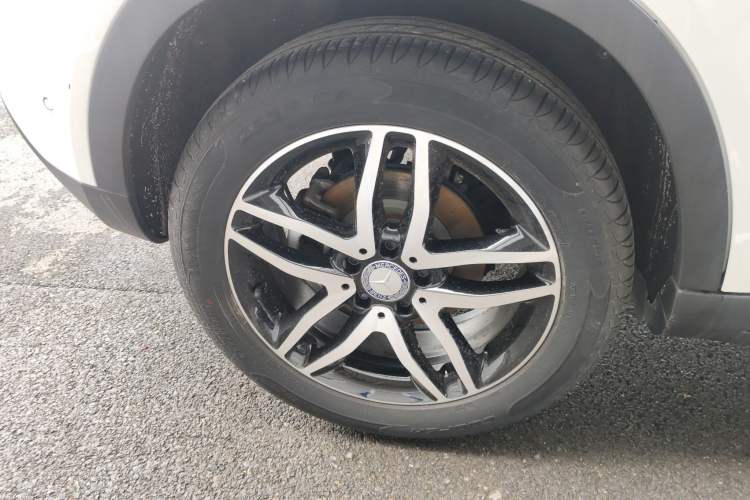 Used Mercedes-Benz GLA 2016 GLA 200 Fashion Model Right Rear Wheel Hub