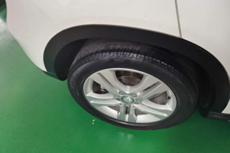 Used Mercedes-Benz GLA 2016 GLA 200 Sport Edition Right Rear Wheel Hub