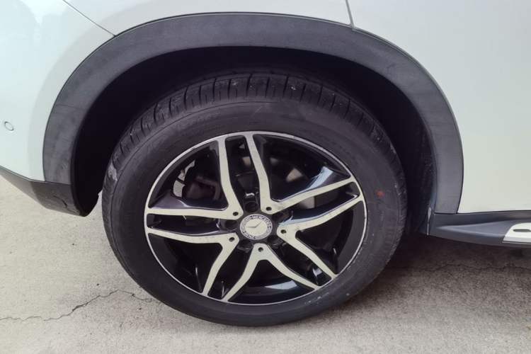 Used Mercedes-Benz GLA 2016 GLA 200 Fashion Model Right Rear Wheel Hub