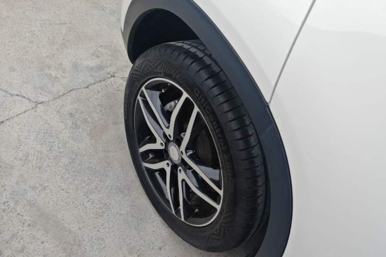 Used Mercedes-Benz GLA 2016 GLA 200 Fashion Model Right Rear Wheel Hub