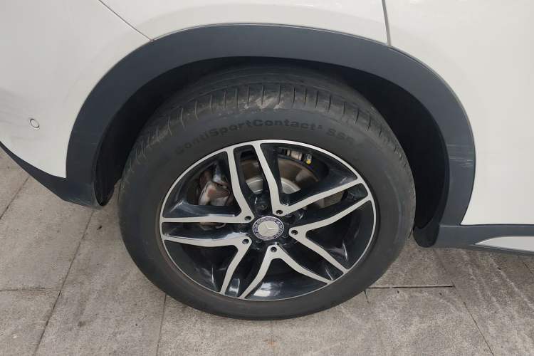 Used Mercedes-Benz GLA 2016 GLA 200 Fashion Model Right Rear Wheel Hub