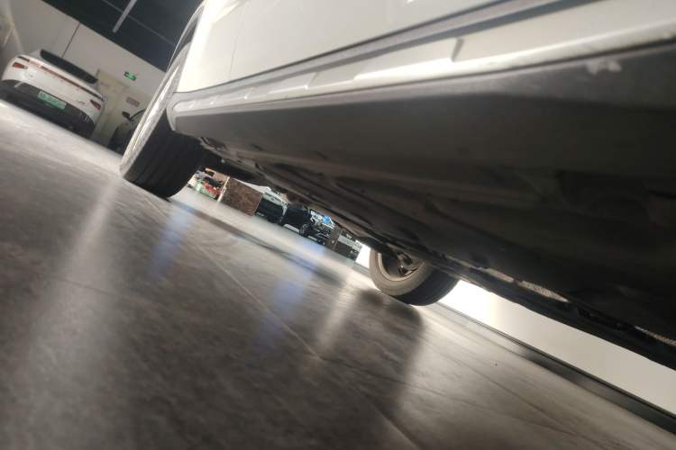 Used Mercedes-Benz GLA 2016 GLA 200 Sport Edition Right Side Sill