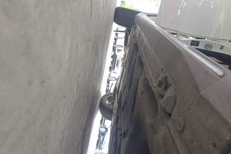 Used Mercedes-Benz GLA 2016 GLA 200 Fashion Model Right Side Sill
