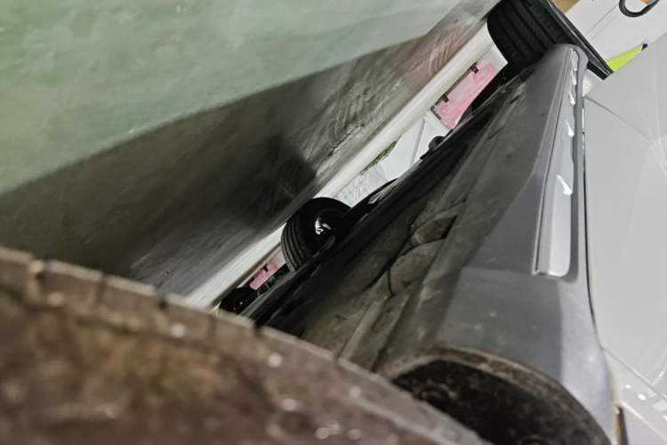 Used Mercedes-Benz GLA 2016 GLA 200 Fashion Model Right Side Sill