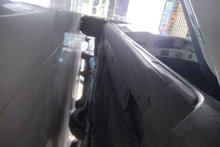 Used Mercedes-Benz GLA 2016 GLA 200 Fashion Model Right Side Sill