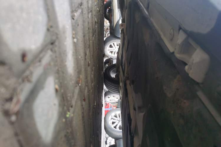 Used Mercedes-Benz GLA 2016 GLA 200 Fashion Model Right Side Sill