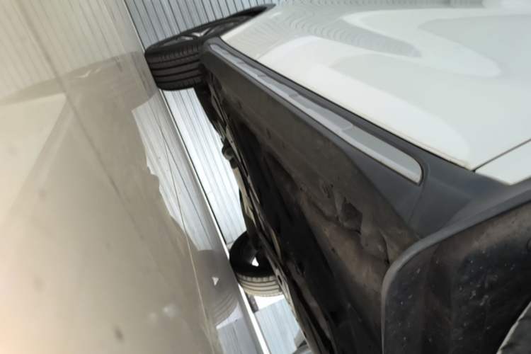 Used Mercedes-Benz GLA 2016 GLA 200 Fashion Model Right Side Sill