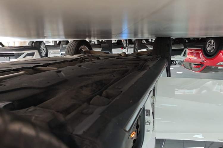 Used Mercedes-Benz GLA 2016 GLA 200 Fashion Model Right Side Sill