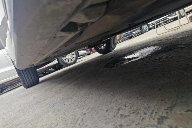 Used Mercedes-Benz GLA 2016 GLA 200 Fashion Model Right Side Sill