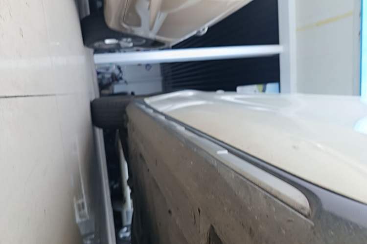 Used Mercedes-Benz GLA 2016 GLA 200 Fashion Model Right Side Sill
