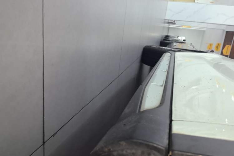 Used Mercedes-Benz GLA 2016 GLA 220 4MATIC Luxury Model Right Side Sill