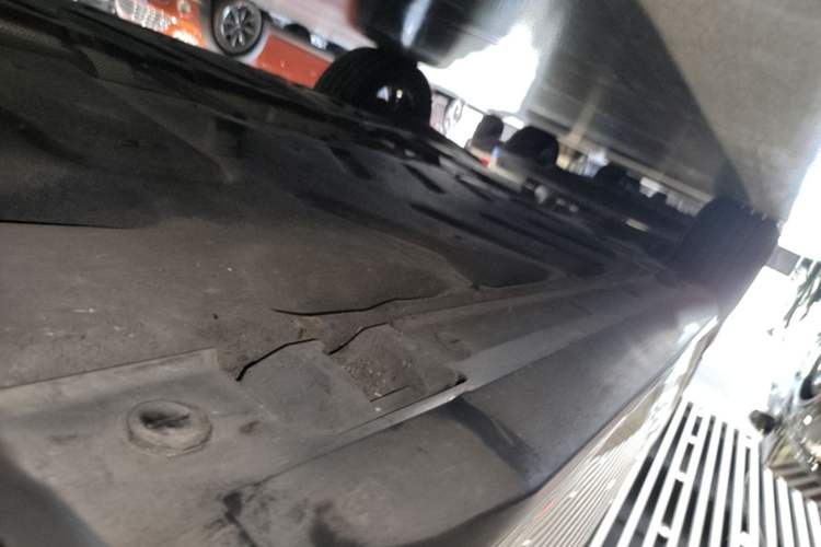 Used Mercedes-Benz GLA 2016 GLA 200 Fashion Model Right Side Sill