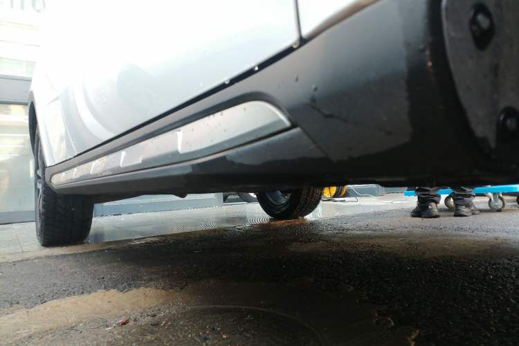 Used Mercedes-Benz GLA 2016 GLA 220 4MATIC Fashion Edition Right Side Sill
