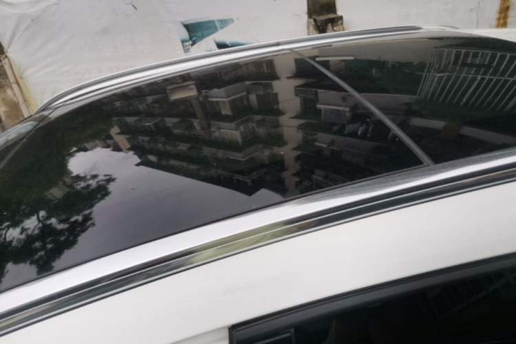 Used Mercedes-Benz GLA 2016 GLA 200 Fashion Model Roof