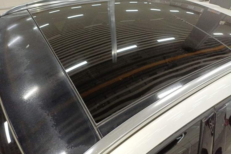 Used Mercedes-Benz GLA 2016 GLA 200 Fashion Model Roof