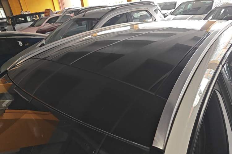 Used Mercedes-Benz GLA 2016 GLA 200 Fashion Model Roof