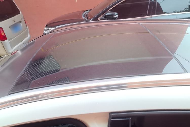 Used Mercedes-Benz GLA 2016 GLA 200 Fashion Model Roof