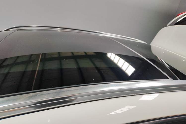 Used Mercedes-Benz GLA 2016 GLA 200 Fashion Model Roof