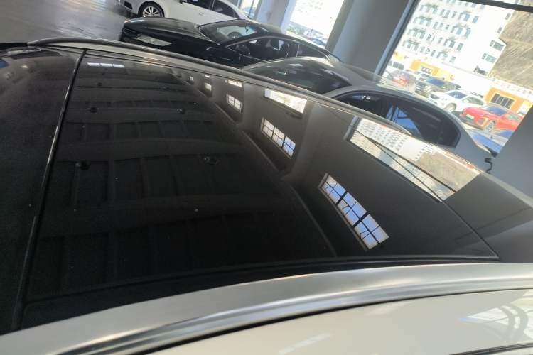 Used Mercedes-Benz GLA 2016 GLA 200 Fashion Model Roof