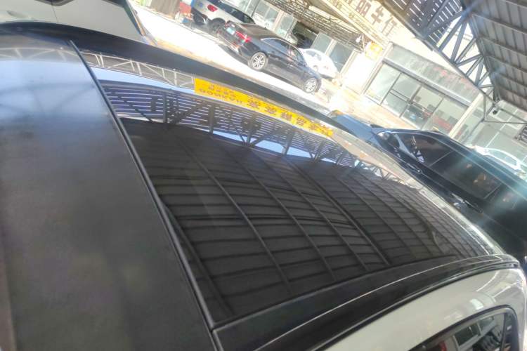 Used Mercedes-Benz GLA 2016 GLA 200 Fashion Model Roof
