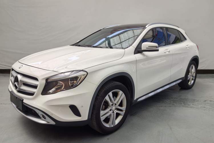 Used Mercedes-Benz GLA 2016 GLA 200 Sport Edition Guazi used car, China used car export, Used car for sale, Used  cars, Cheapest cars for sale