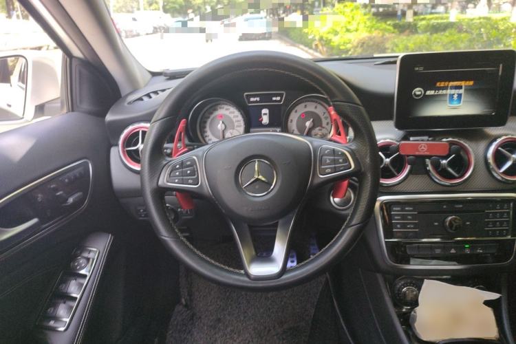 Used Mercedes-Benz GLA 2016 GLA 200 Sport Edition Steering Wheel