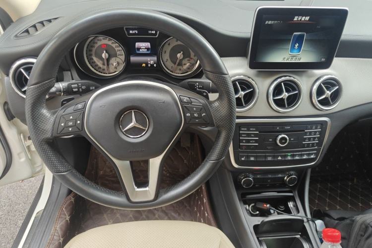 Used Mercedes-Benz GLA 2016 GLA 220 4MATIC Fashion Edition Steering Wheel