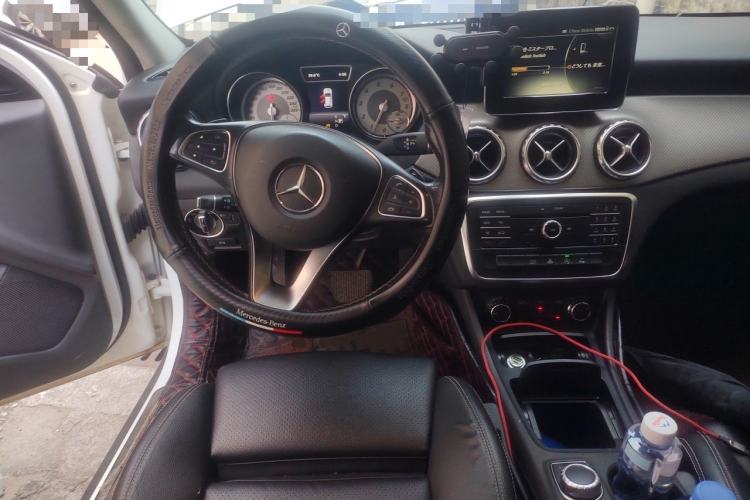 Used Mercedes-Benz GLA 2016 GLA 200 Sport Edition Steering Wheel