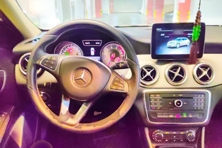 Used Mercedes-Benz GLA 2016 GLA 200 Fashion Model Steering Wheel