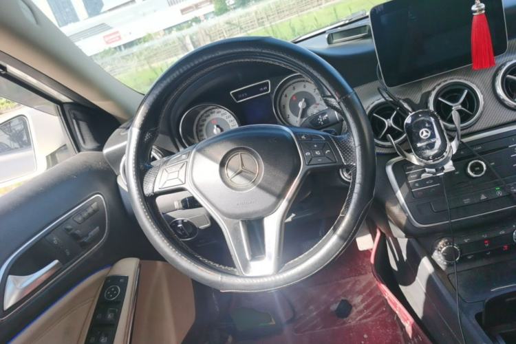 Used Mercedes-Benz GLA 2016 GLA 200 Fashion Model Steering Wheel