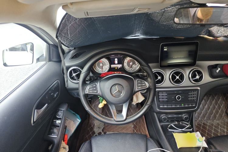 Used Mercedes-Benz GLA 2016 GLA 220 4MATIC Fashion Edition Steering Wheel
