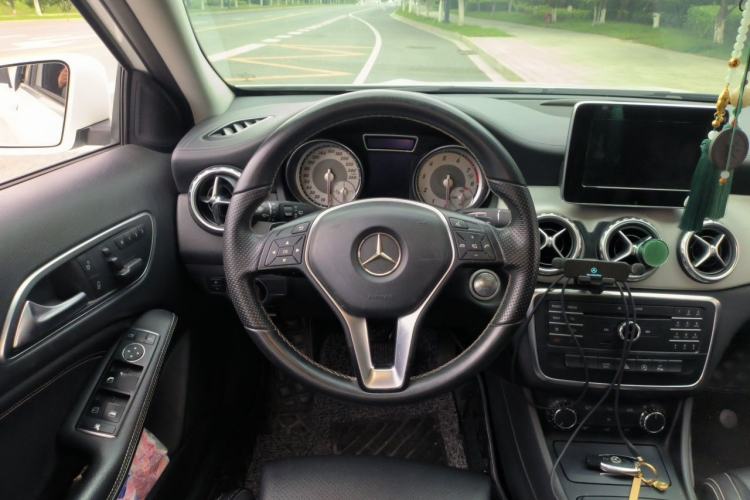 Used Mercedes-Benz GLA 2016 GLA 200 Fashion Model Steering Wheel