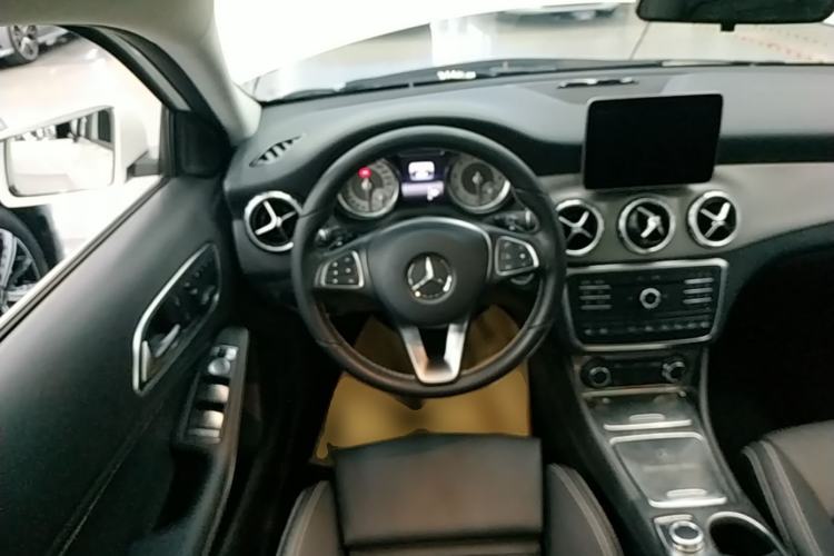 Used Mercedes-Benz GLA 2016 GLA 220 4MATIC Fashion Edition Steering Wheel