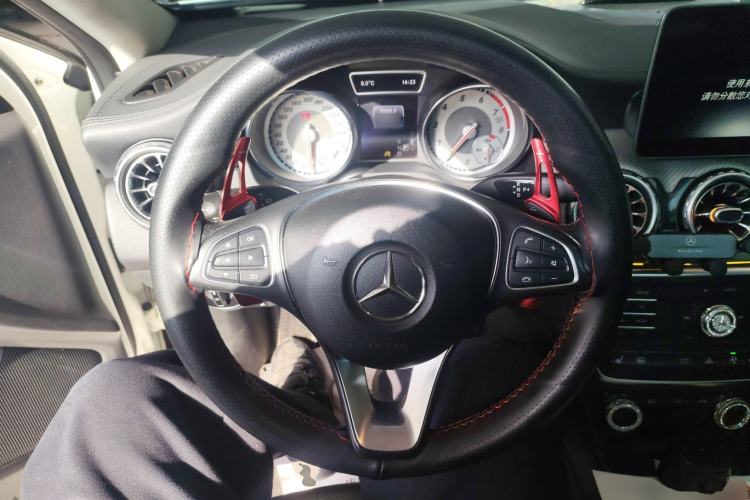 Used Mercedes-Benz GLA 2016 GLA 220 4MATIC Fashion Edition Steering Wheel