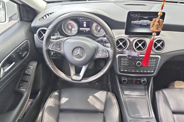 Used Mercedes-Benz GLA 2016 GLA 220 4MATIC Fashion Edition Steering Wheel