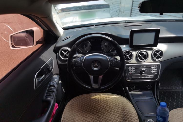 Used Mercedes-Benz GLA 2016 GLA 200 Sport Edition Steering Wheel