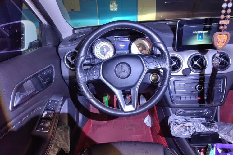 Used Mercedes-Benz GLA 2016 GLA 200 Fashion Model Steering Wheel