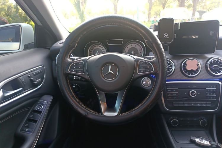Used Mercedes-Benz GLA 2016 GLA 200 Fashion Model Steering Wheel