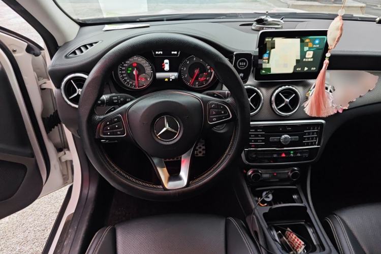 Used Mercedes-Benz GLA 2016 GLA 200 Fashion Model Steering Wheel
