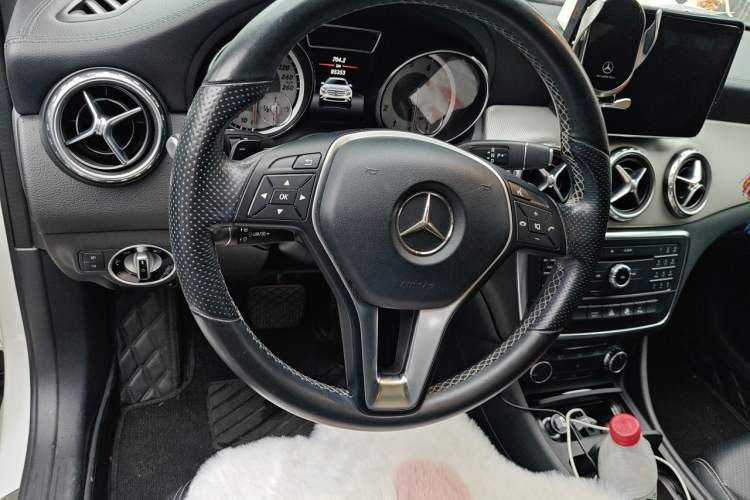 Used Mercedes-Benz GLA 2016 GLA 200 Fashion Model Steering Wheel