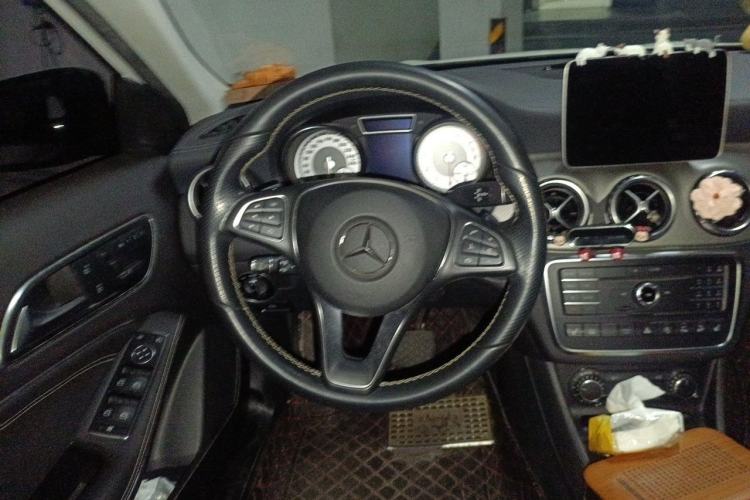 Used Mercedes-Benz GLA 2016 GLA 220 4MATIC Fashion Edition Steering Wheel