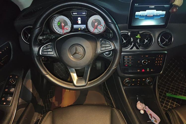 Used Mercedes-Benz GLA 2016 GLA 200 Fashion Model Steering Wheel