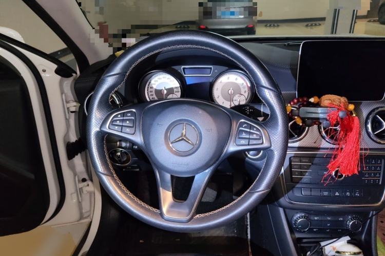 Used Mercedes-Benz GLA 2016 GLA 200 Fashion Model Steering Wheel