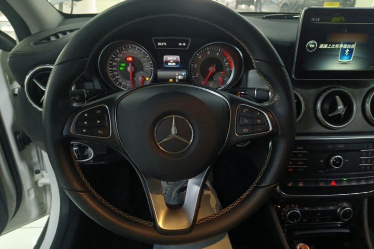 Used Mercedes-Benz GLA 2016 GLA 220 4MATIC Fashion Edition Steering Wheel
