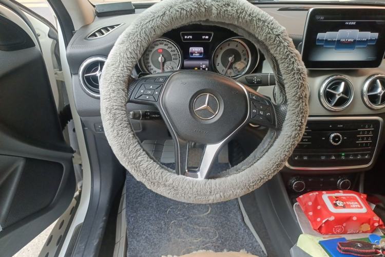 Used Mercedes-Benz GLA 2016 GLA 220 4MATIC Fashion Edition Steering Wheel