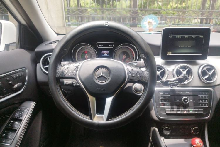 Used Mercedes-Benz GLA 2016 GLA 200 Fashion Model Steering Wheel