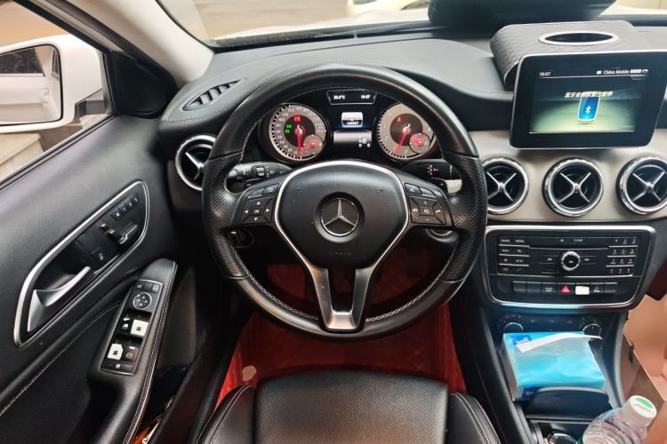 Used Mercedes-Benz GLA 2016 GLA 200 Fashion Model Steering Wheel