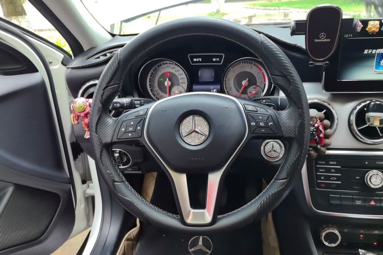 Used Mercedes-Benz GLA 2016 GLA 200 Fashion Model Steering Wheel
